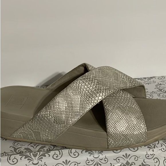 Fitflop Sandals , size 9 - Picture 8 of 11